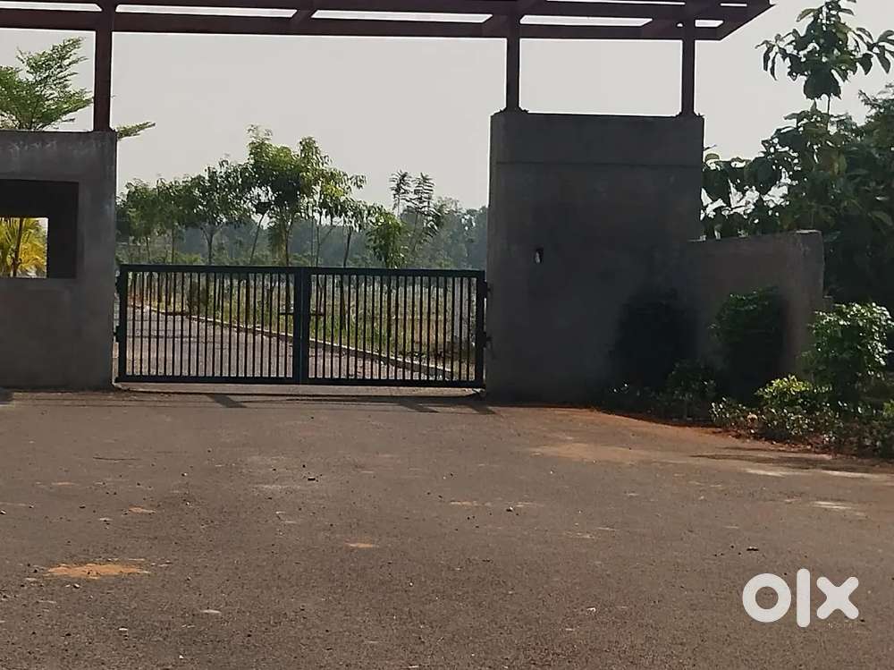 MEGHA GATED COMMUNITY PLOT FOR SALE.