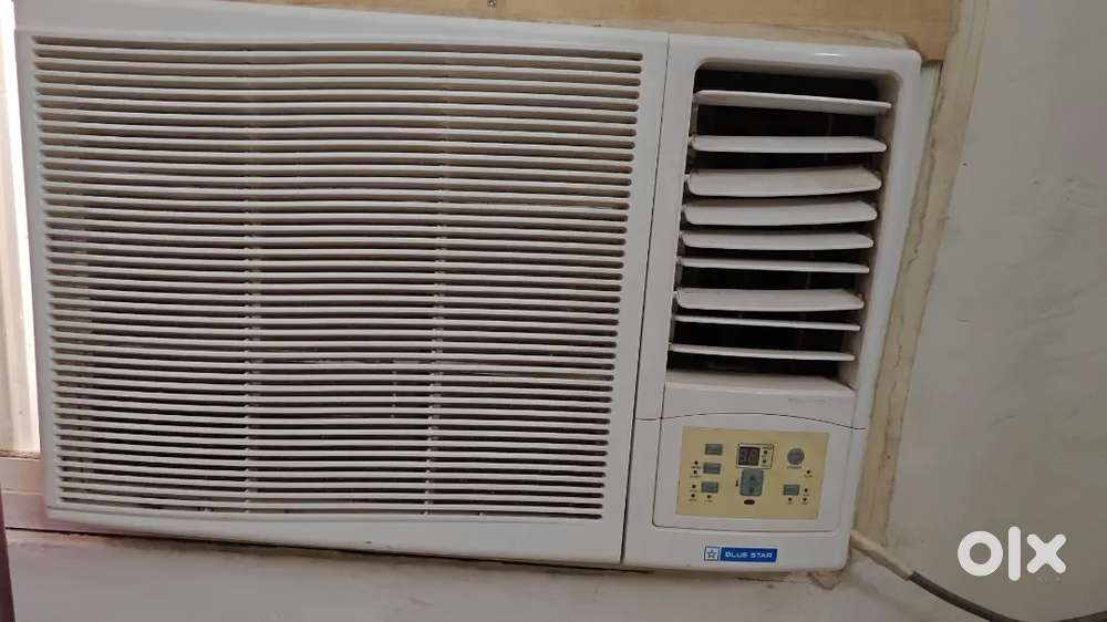 Window AC with remote