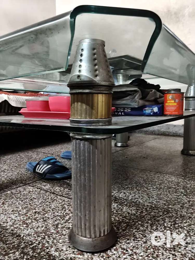 GLASS TOP CENTRE TABLE