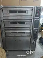 COMMERCIAL BAKERY OVEN - 3 DECK