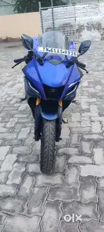 Yamaha R15 V4