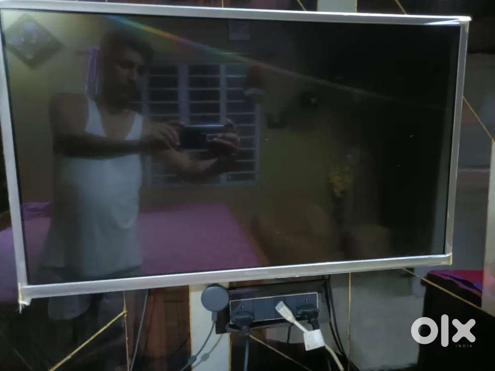 PANASONIC LED TV