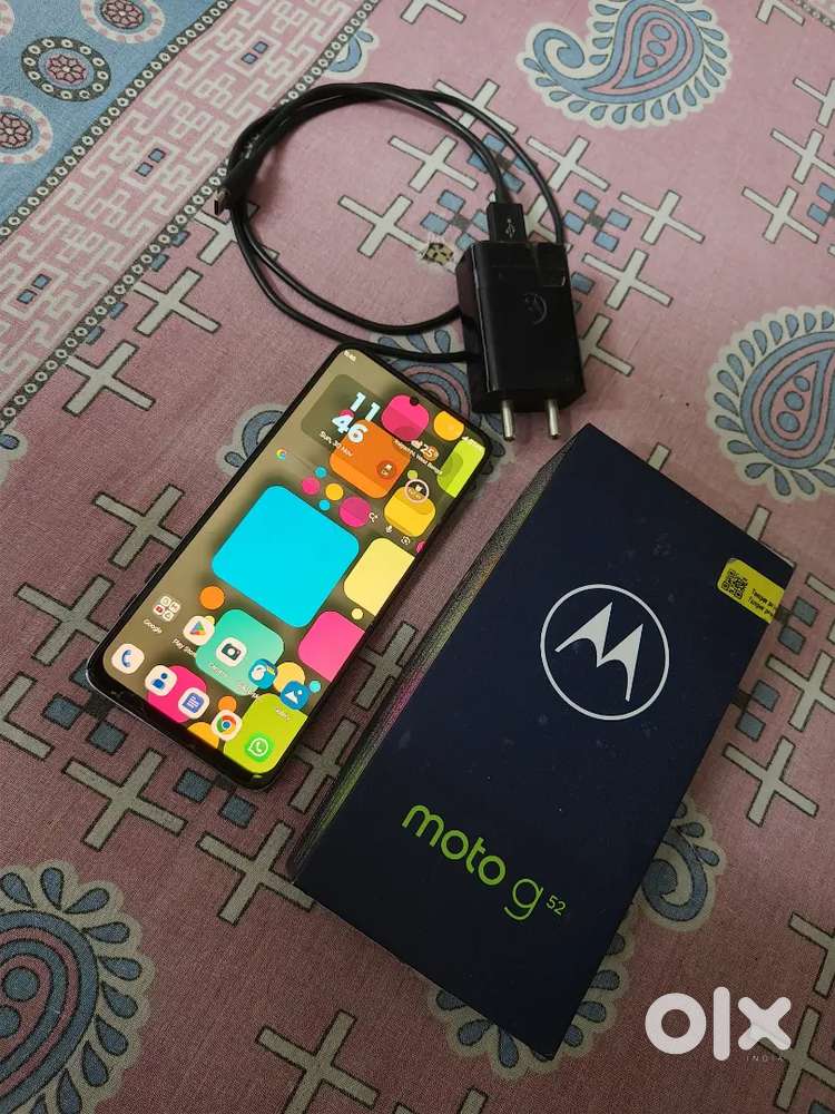 Motorola Moto G52 4G (6GB/128GB,Porcelain White) – Excellent Condition