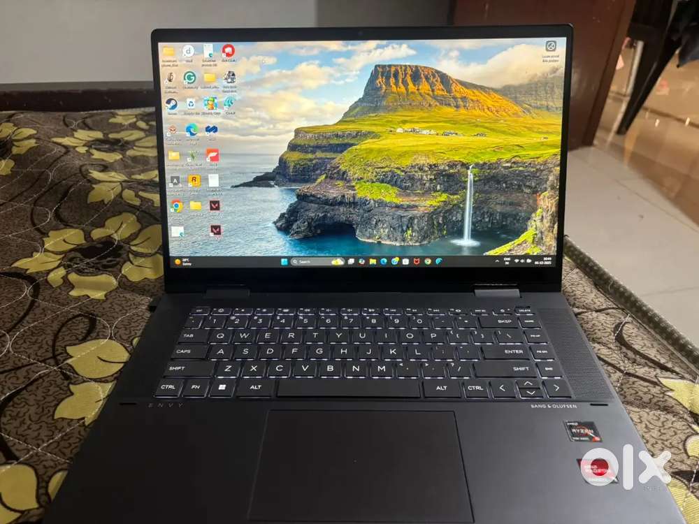 Laptop hp envy and ryzen5 mint condition