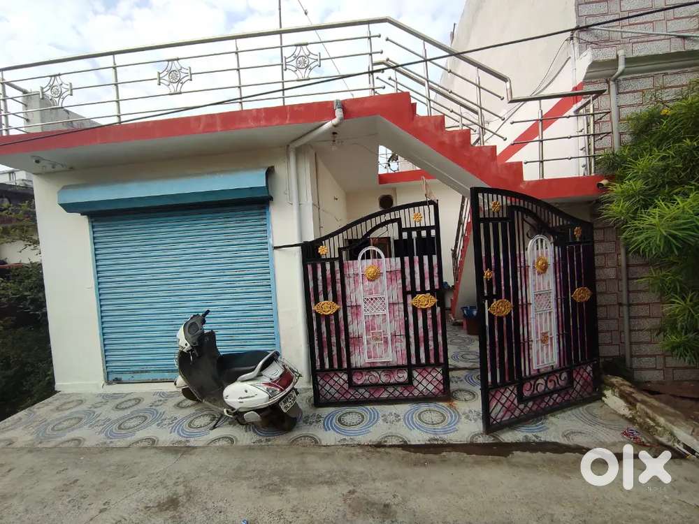 2BHK HOUSE WITH SHOP AND CAR PARKING CENTER OF CITY