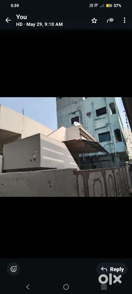 Individual building for sale 180 sq yards