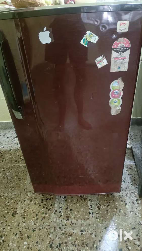 Godrej 5 star fridge and cirrus matress