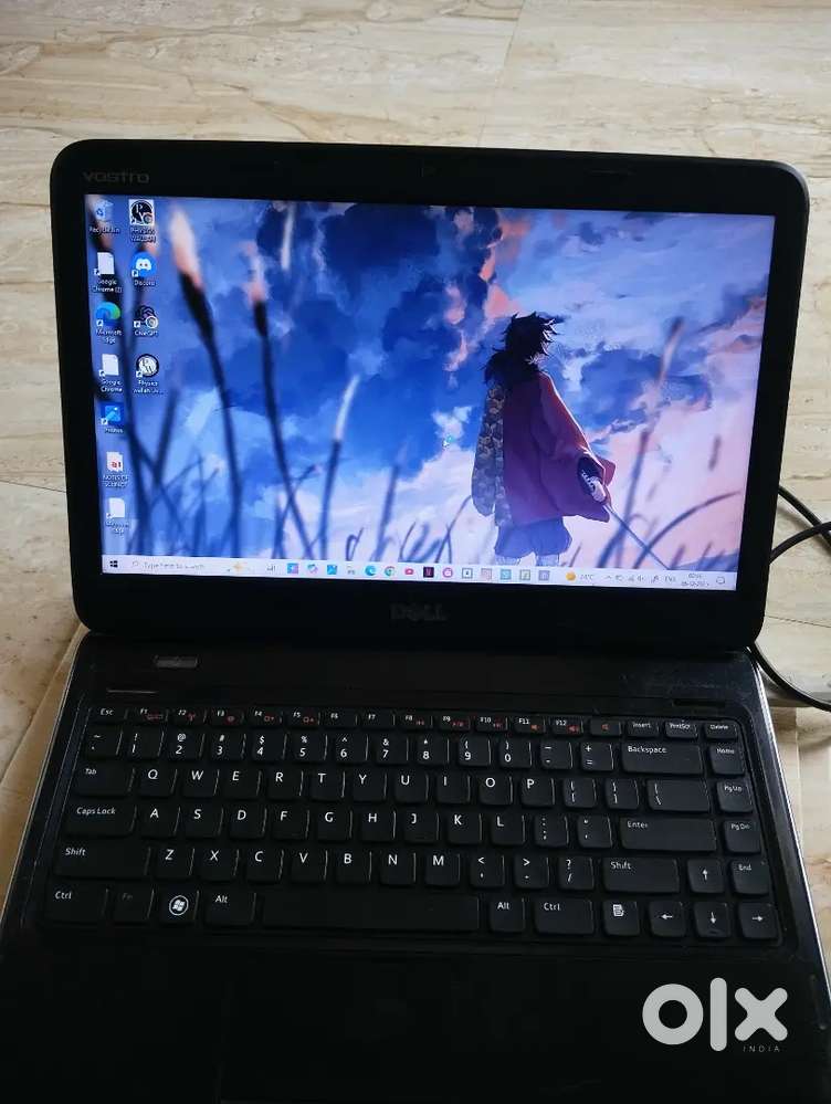 Selling my Dell Vostro laptop, [keyboard also included]perfect for use