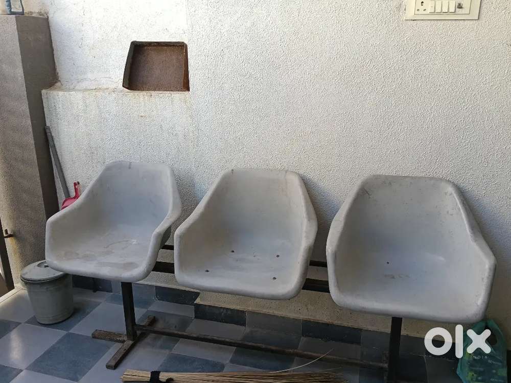 Chair tip top condition