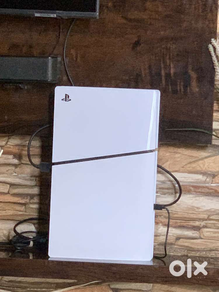 Brand New Ps5 1tb slim digital edition