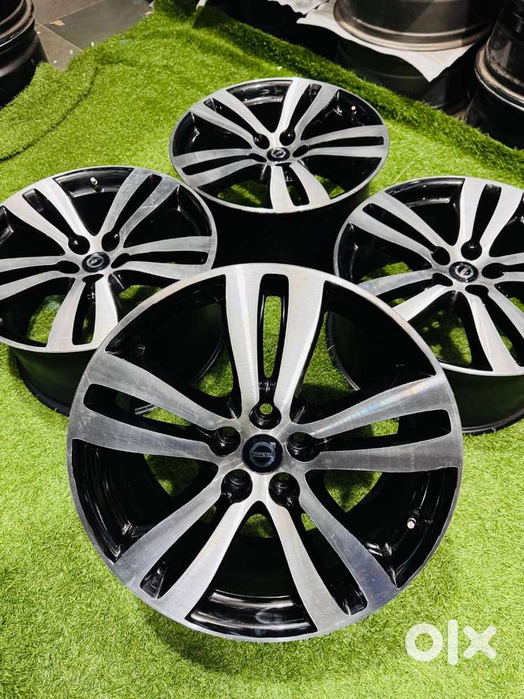 JAGUAR XJL ALLOY WHEELS 19 INCH SET OF 4 (GOOD CONDITION)
