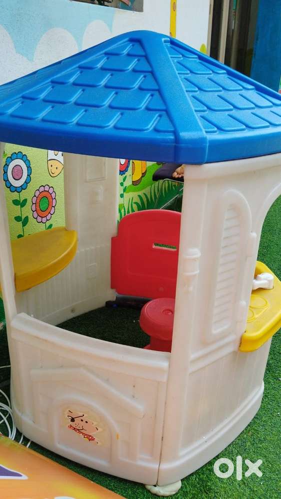 Good quality school toys and furniture