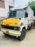 Tata 407 ex 2005 model closed body