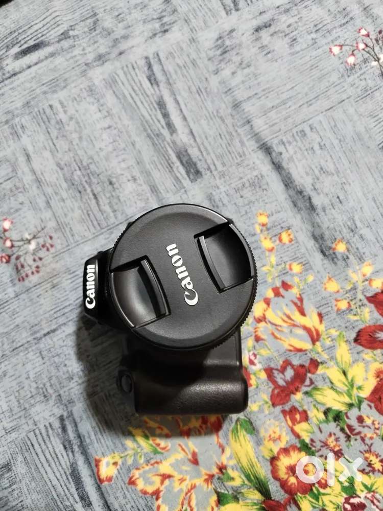 Canon 200m2 new condition