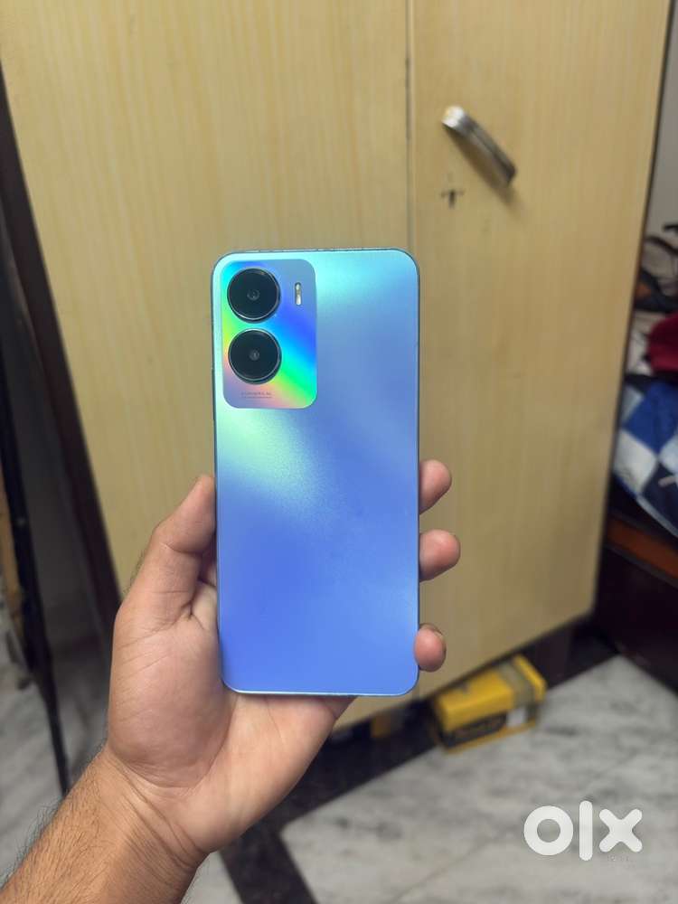 Vivo t2x just 6 months old in brand new condition just for 5500