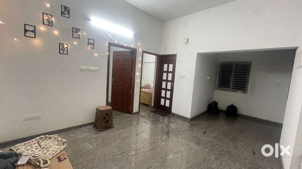 Looking for a flatmate in palazhi