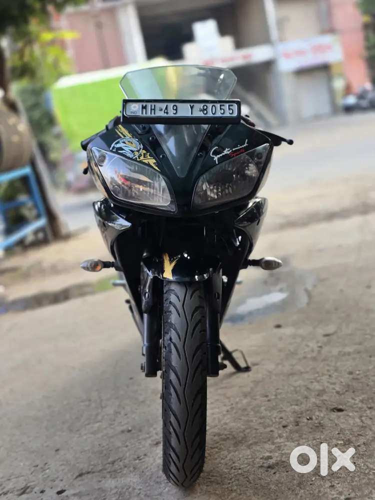 Yamaha r15 gold edition