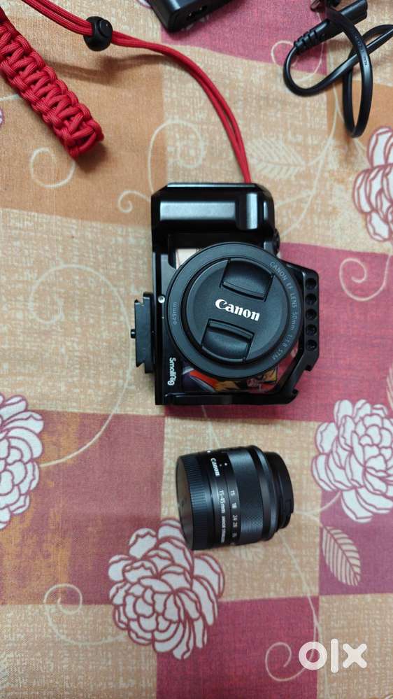 Canon M50 M2 (mint condition)