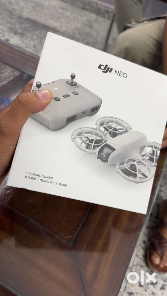 Dji neo fly more combo 4 month old brand new condition