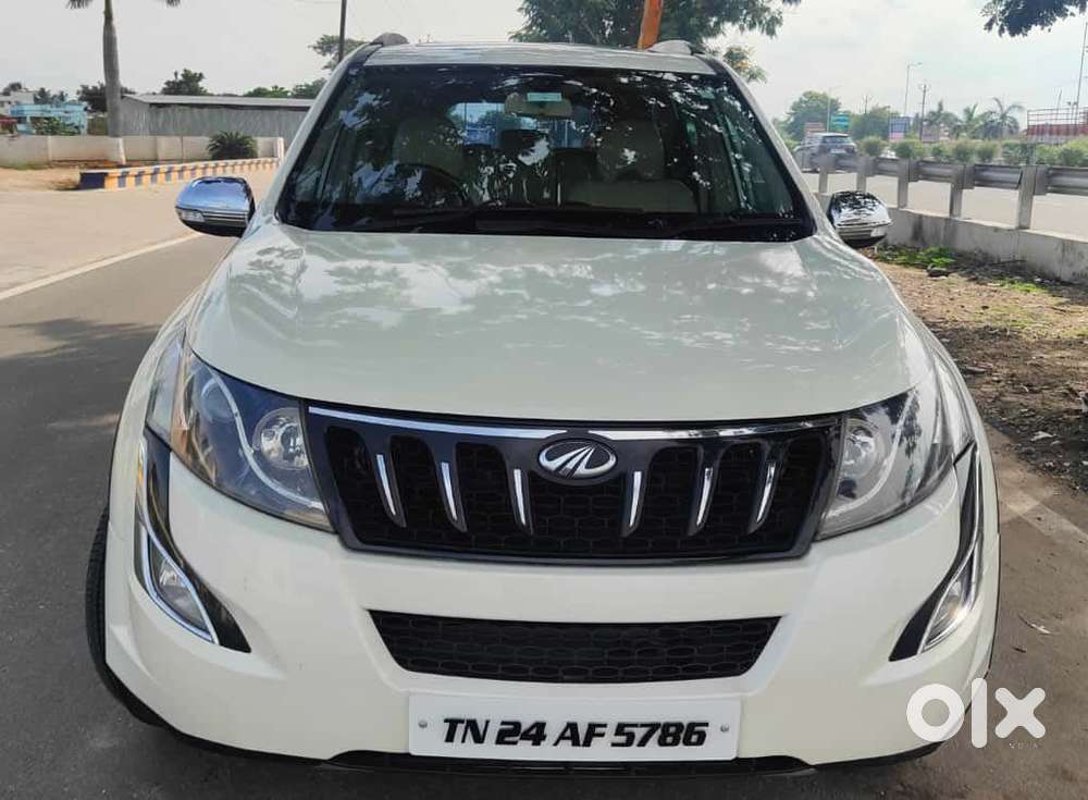 Mahindra XUV500 2.2 W10, 2017, Diesel