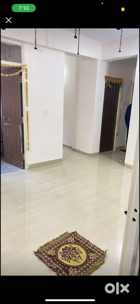 1 bhk unfurnished flat
