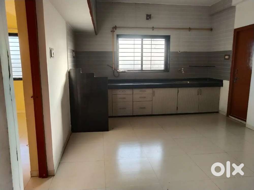 Unfurnished,semi-furnished,furnished for family and bachelor