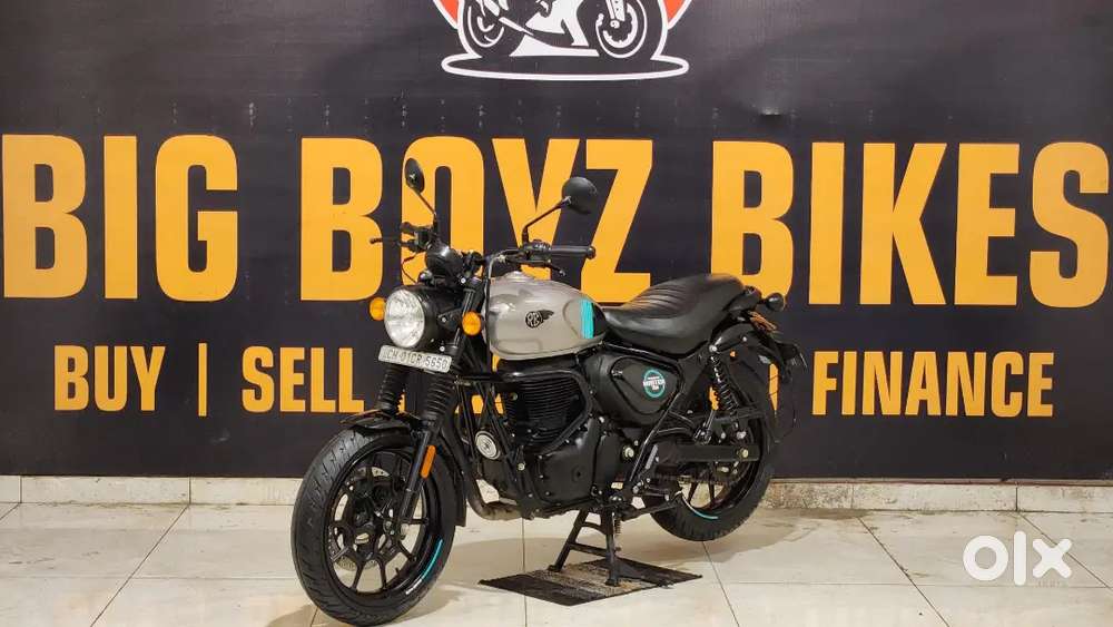 RE HUNTER 350 2023 CHANDIGARH NUMBER