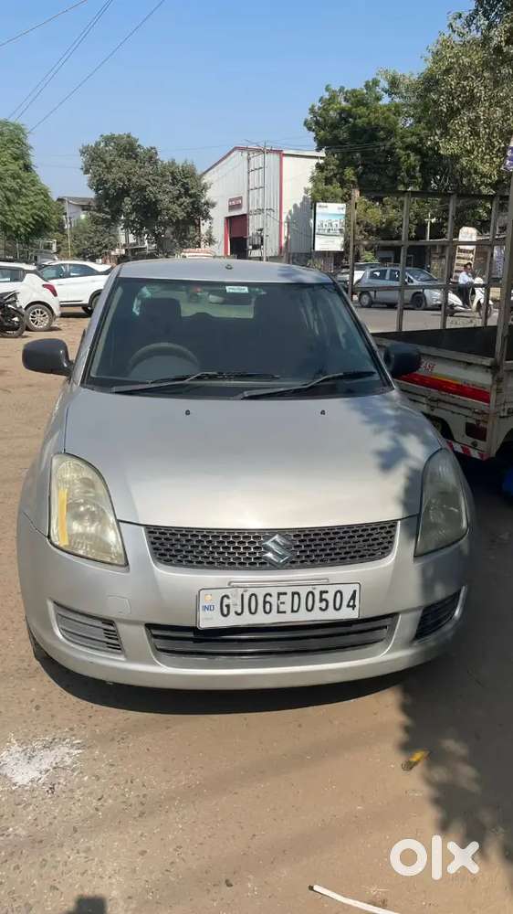 Maruti Suzuki Swift 2010 Diesel 235000 Km Driven