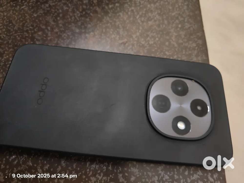 Arjent sell 8 days phone