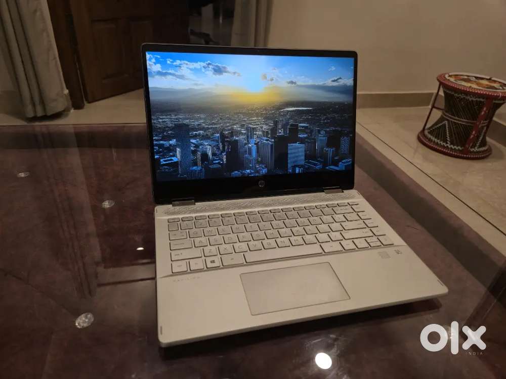 HP Pavilion x360  i7  32GB RAM  512 SSD  TOUCH