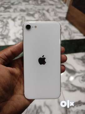 iPhone SE 2020 White Colour 64GB All Brand-New Condition