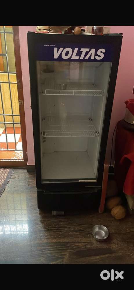 Voltas VC220 Visi Cooler Single Door, 220 Liters, Black