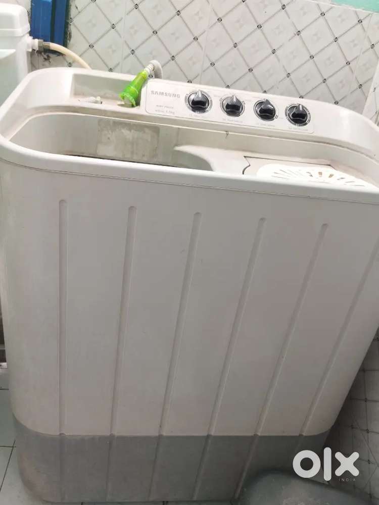 Samsung Semi Automatic washing machine 7kh