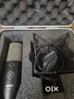 Akg p420 condenser microphone