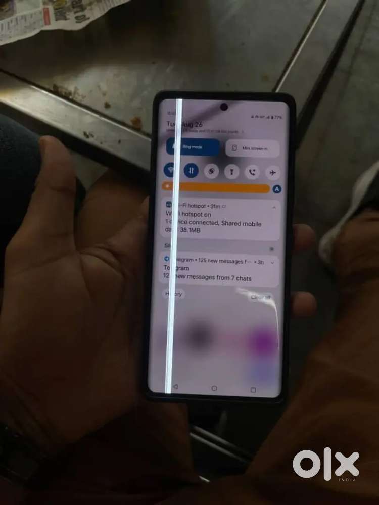Mobile screen ke upar line Hai mobile on display damage nahi hai