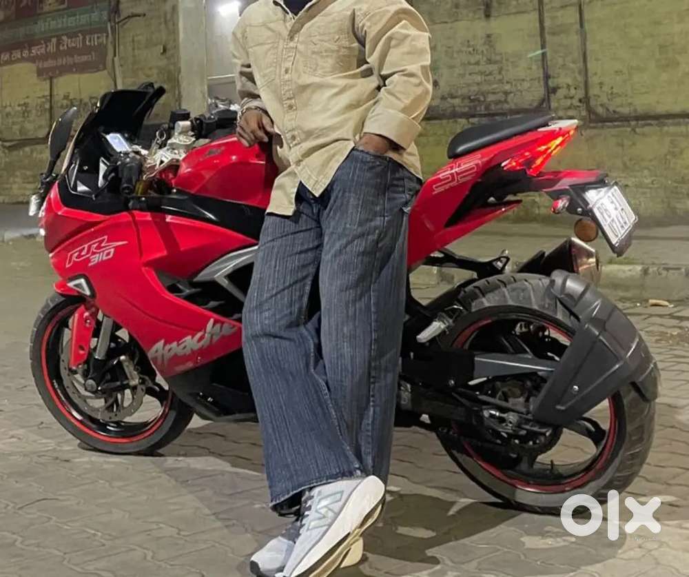 Apache RR 310bike