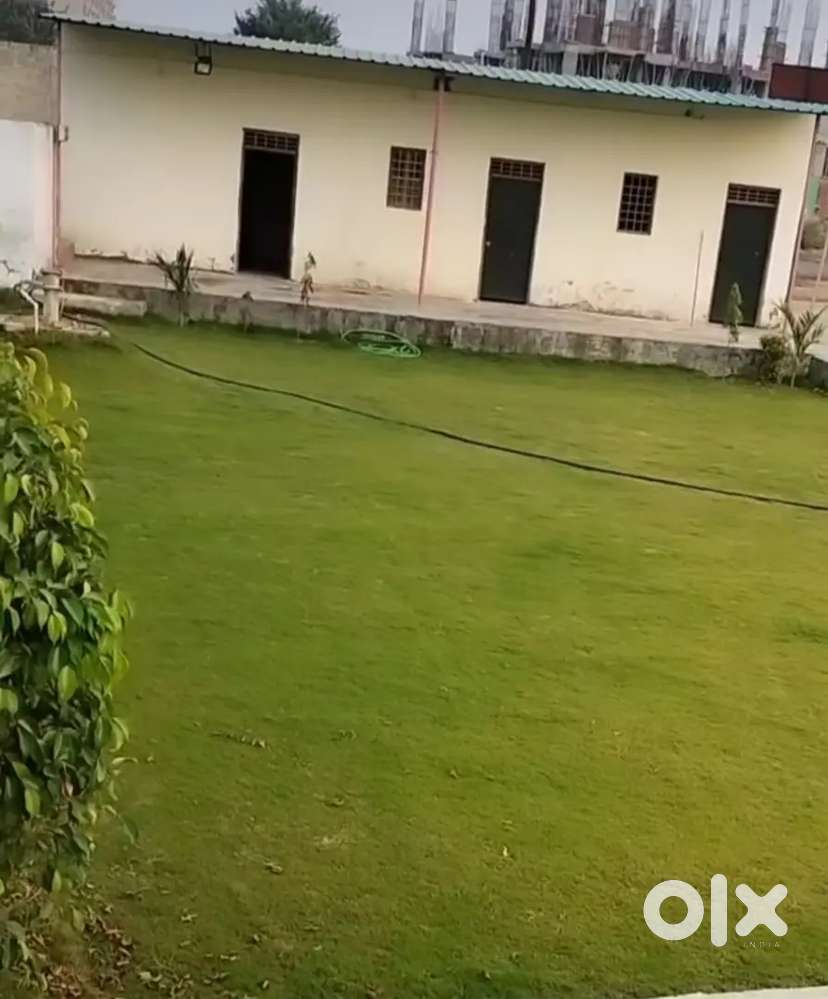 500 Guj space available for rent