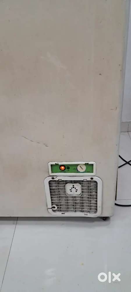 Re-frigerator/ Cooling Freeze /shop freeze