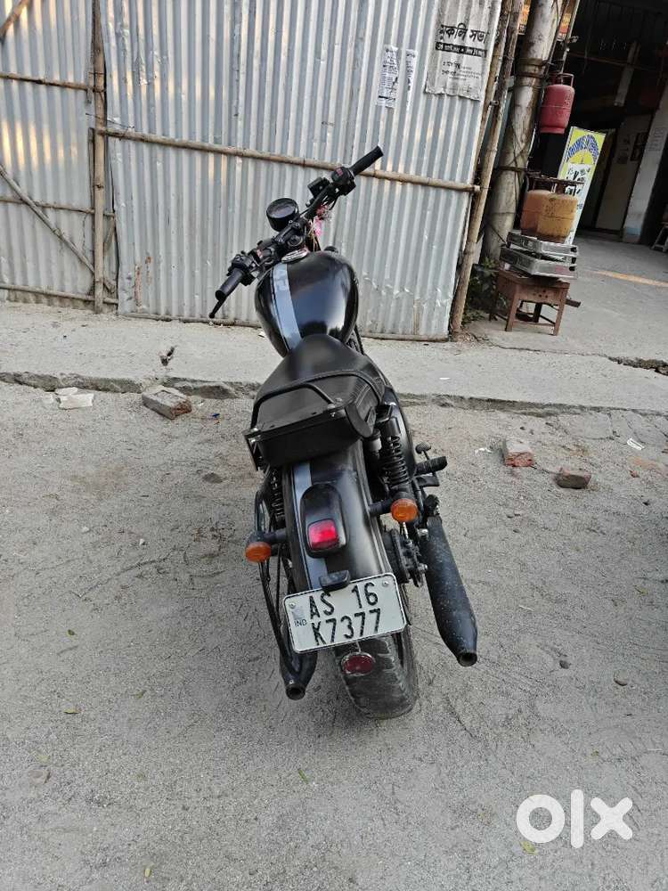 Selling Jawa 42 legend