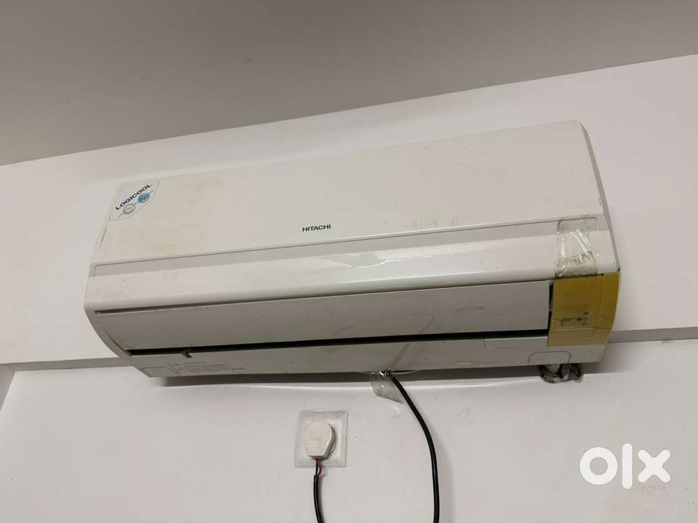 Hitachi 1 Ton split Ac