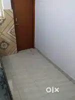 1bhk flat semi furnished on rent