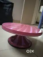 Turn table for cake making