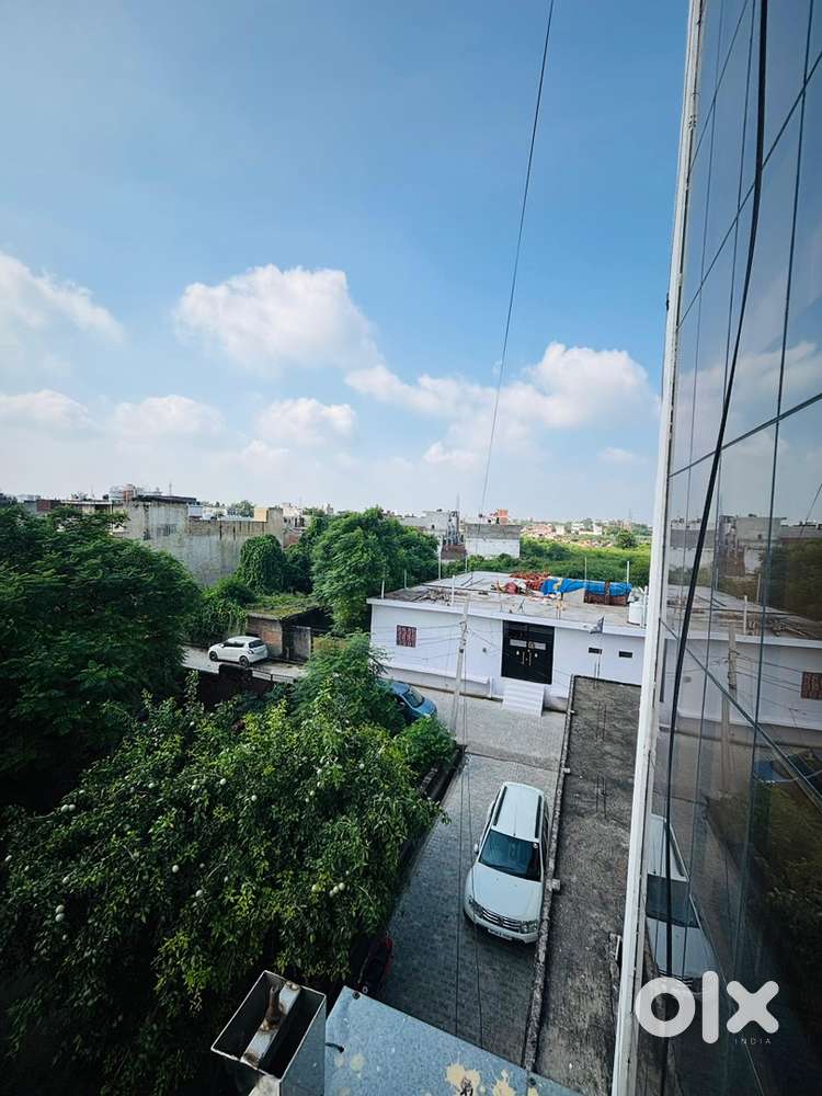  Spacious 1-Room Set for Rent at Just ₹4500 in Sona Nagar