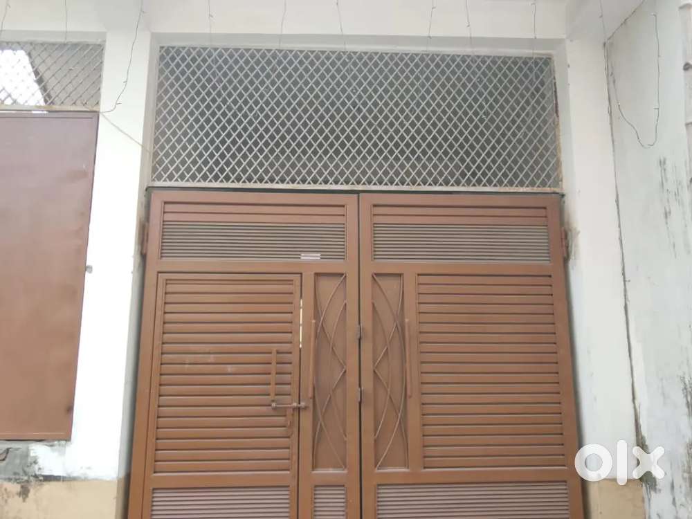 2BHK HOUSE WITH ATTACHED BIG HALL SUITABLE FOR ALL TYPE BUSINESS