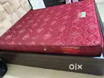 Queensize spring mattress
