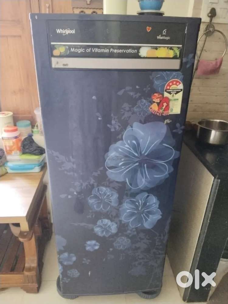 Whirlpool single door fridge