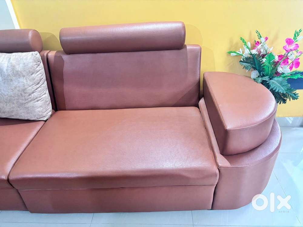 Title Like New Sofa for Sale – Barely Used, Great Deal!