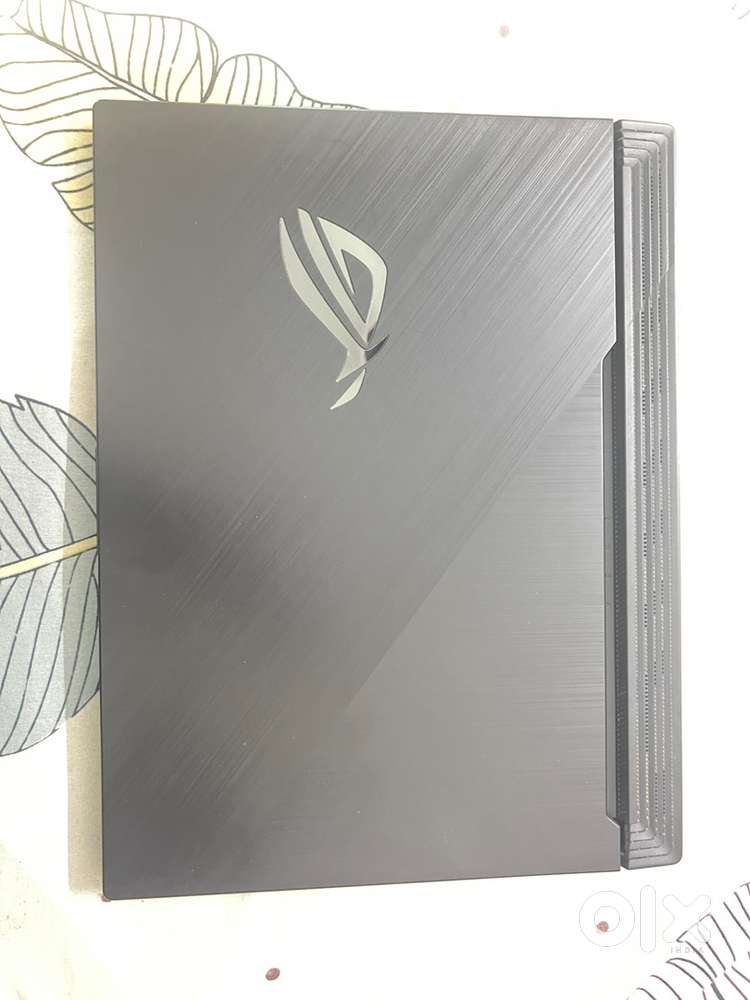 Asus Rog gaming laptop  Top condition