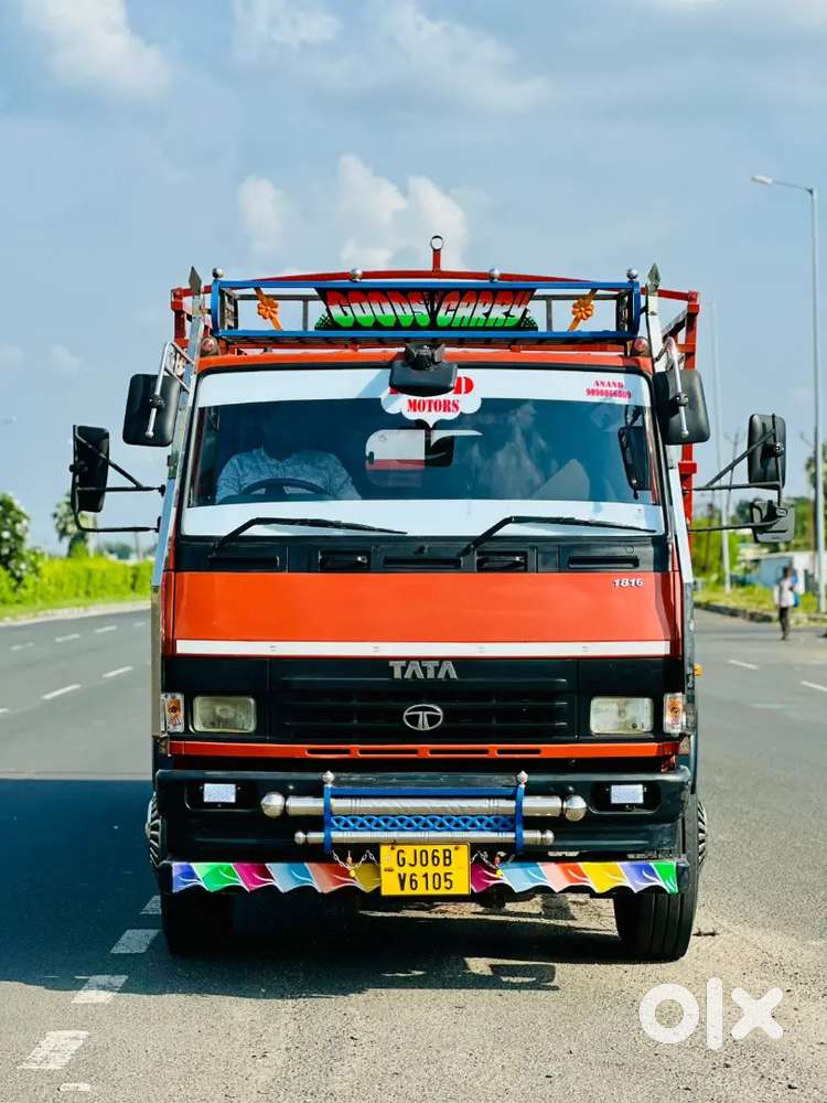 TATA LPT 1816 12 TON

22 FOOT
