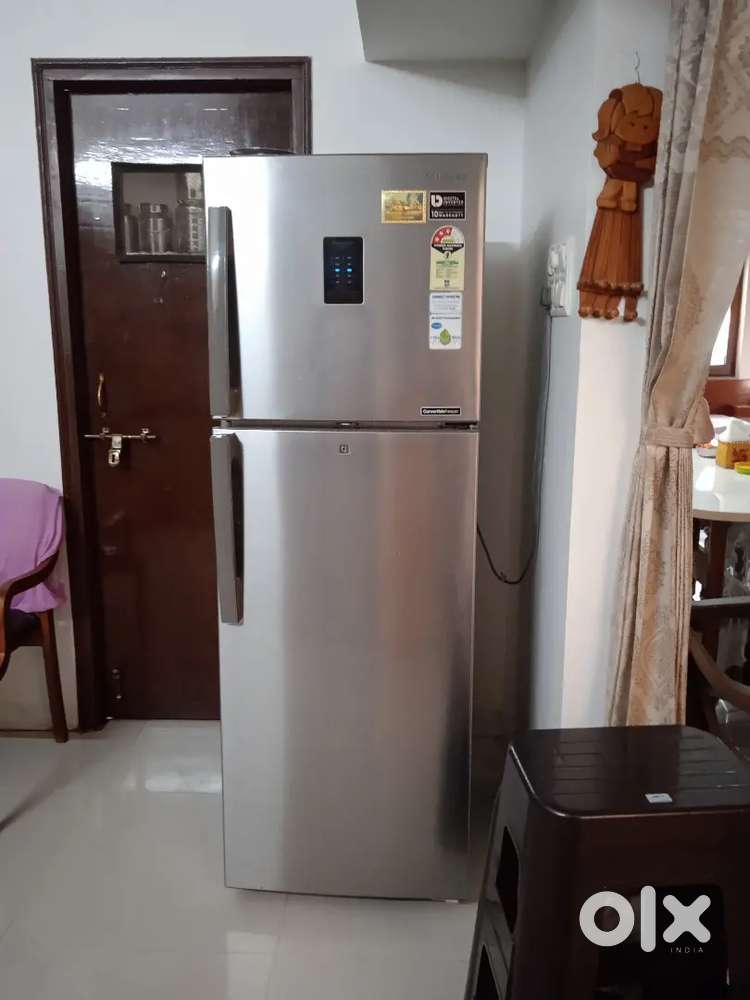 Samsung double door refrigerator 3 yrs old